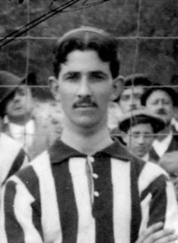 ECHEVERRÍA, B.