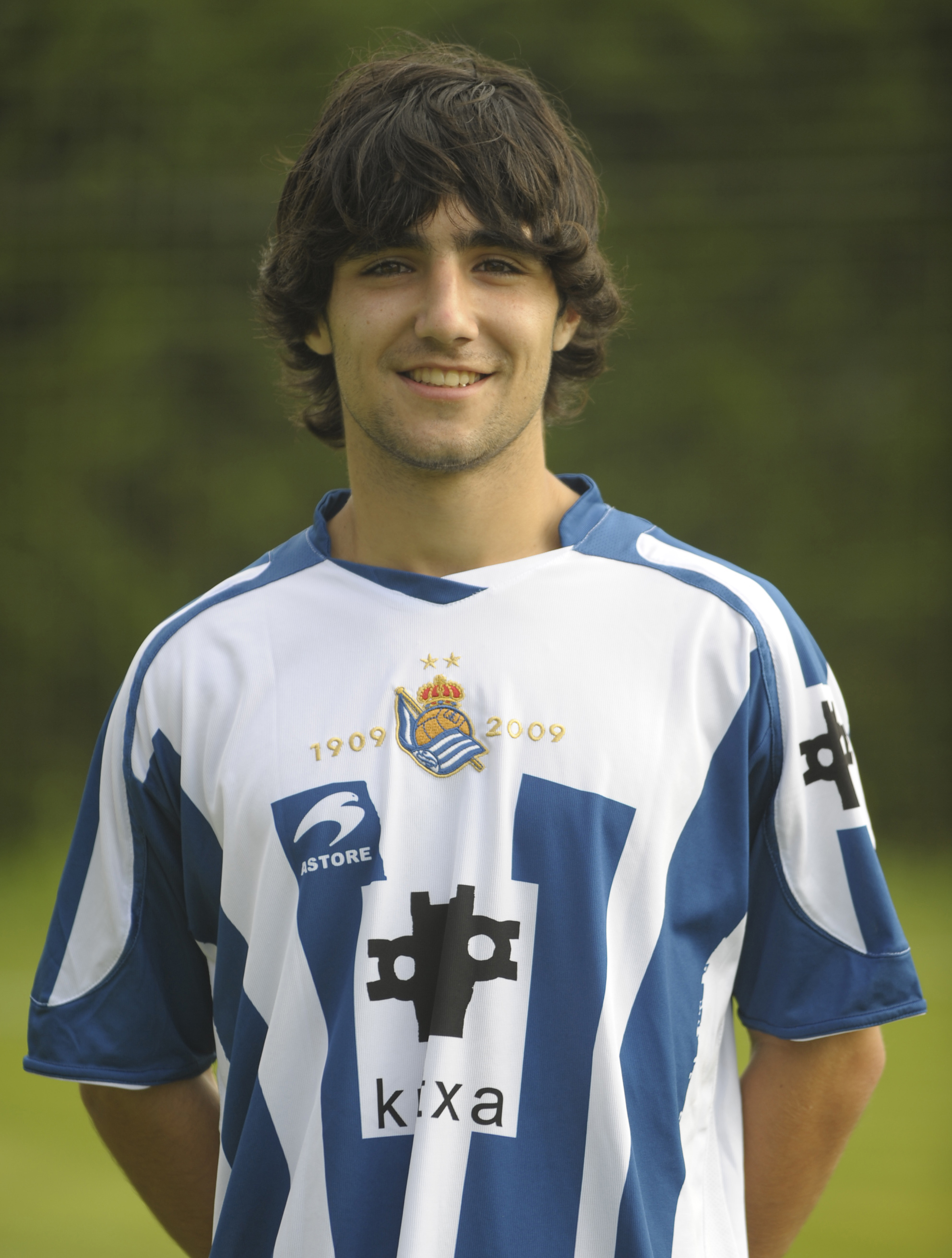 EIZMENDI, A.
